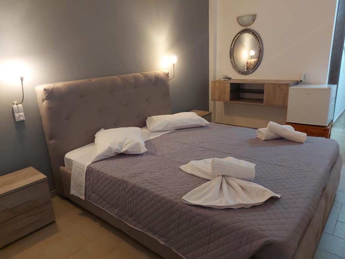 Aegean Pearl Hotel Tigkaki  Bagian luar foto