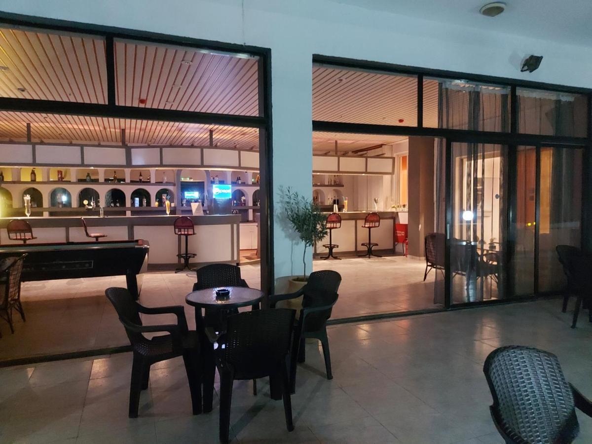 Aegean Pearl Hotel Tigkaki  Bagian luar foto